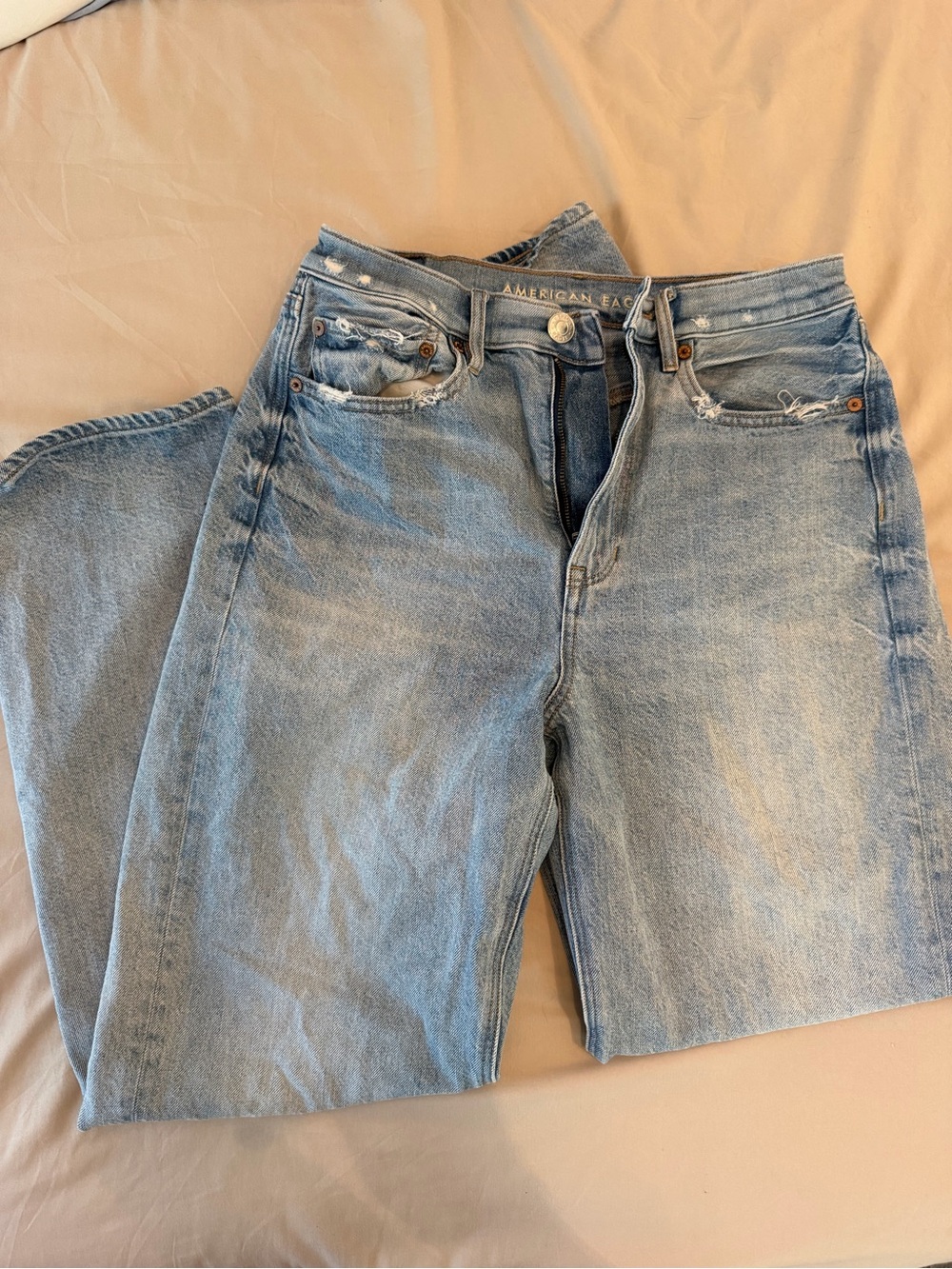 American Eagle Outfitters Light Blue Denim Jeans